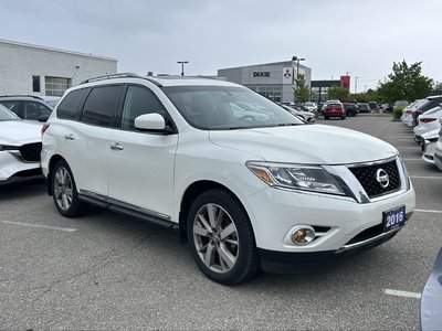 2016 Nissan Pathfinder in Mississauga, Ontario