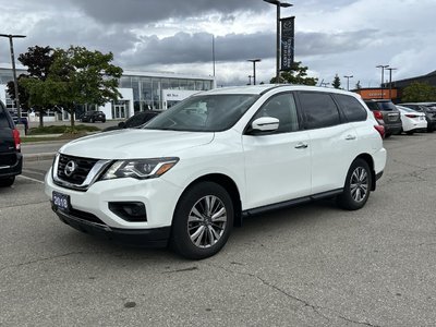 2018 Nissan Pathfinder in Mississauga, Ontario