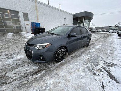 Toyota Corolla  2015 à Mississauga, Ontario