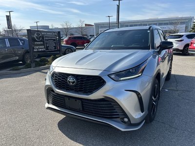 2022 Toyota Highlander in Mississauga, Ontario