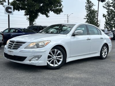2012 Hyundai Genesis in Mississauga, Ontario