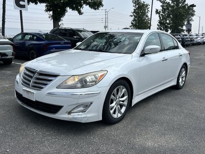 2012 Hyundai Genesis in Mississauga, Ontario