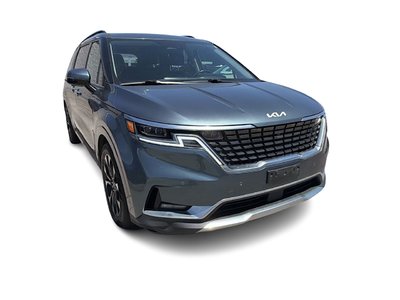 2022 Kia Carnival in Mississauga, Ontario