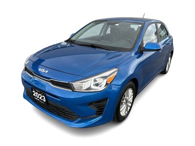 Kia Rio 5-door  2023 à Mississauga, Ontario