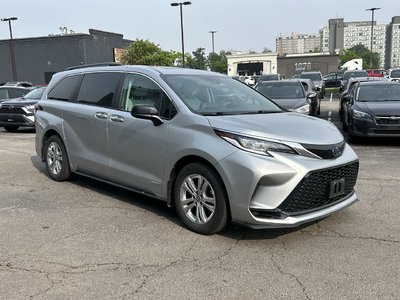 Toyota Sienna Hybrid  2021 à Mississauga, Ontario