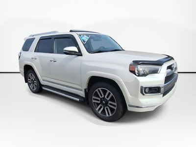 2018 Toyota 4Runner LIMITED | Leather | Roof | Cam | USB Inspected not perfected :)