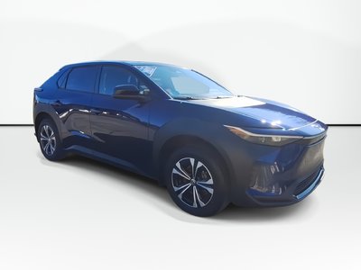 2023 Toyota bZ4X XLE | Roof | Cam | USB | Warranty to 2028 Clean CarFax | Dealer serviced