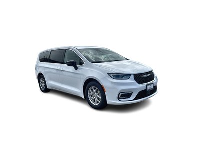 2024 Chrysler Pacifica in Vancouver, British Columbia