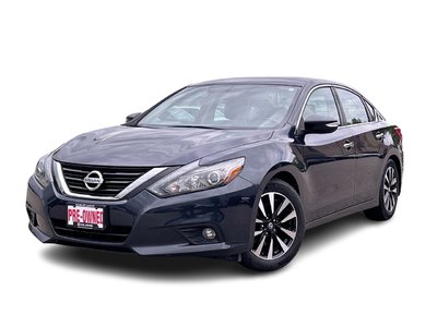 2017  Altima in North Vancouver, British Columbia