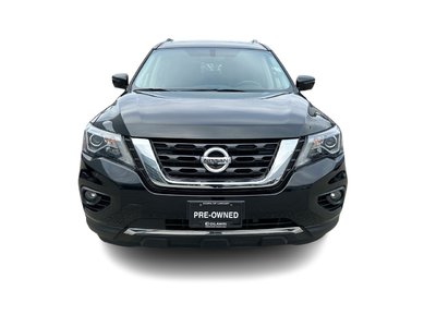 2017 Nissan Pathfinder in Vancouver, British Columbia