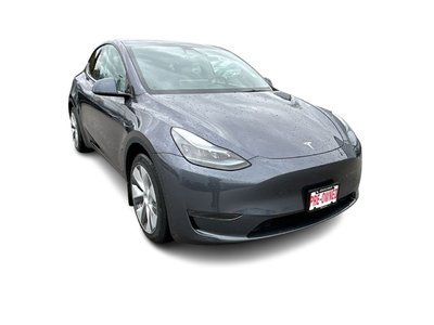 2023  Model Y in North Vancouver, British Columbia