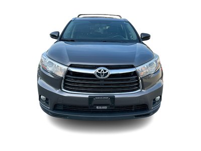 2016 Toyota Highlander hybrid in Vancouver, British Columbia
