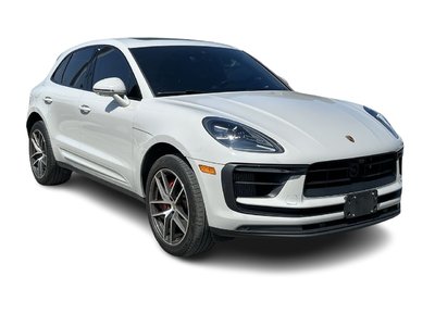 Porsche Macan  2023 à Barrie, Ontario