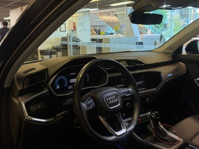 Audi Q3  2022 à Vancouver, Colombie-Britannique