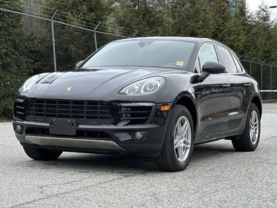 Porsche Macan  2017 à Vancouver, Colombie-Britannique