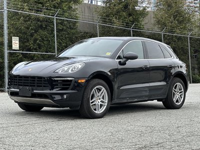 Porsche Macan  2017 à Vancouver, Colombie-Britannique