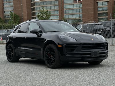 2022 Porsche Macan in Vancouver, British Columbia