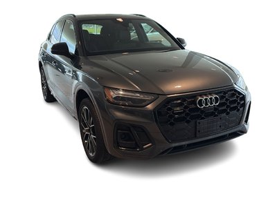 Audi Q5  2023 à Toronto, Ontario