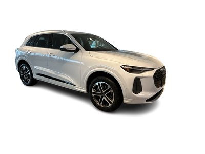 Audi Q5  2025 à Toronto, Ontario