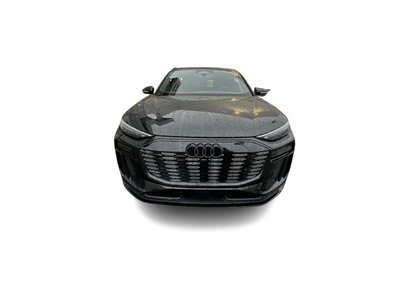 Audi Q6 e-tron  2025 à Toronto, Ontario