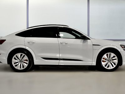 Audi e-tron S Sportback  2022 à St-Bruno, Québec