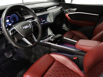 Audi e-tron S Sportback  2022 à St-Bruno, Québec