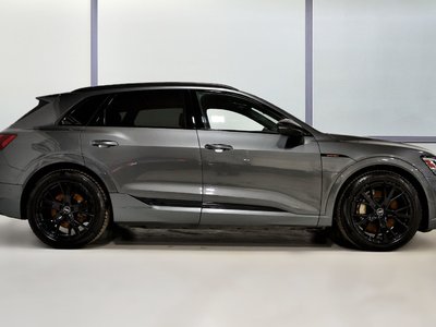 Audi e-tron  2023 à St-Bruno, Québec