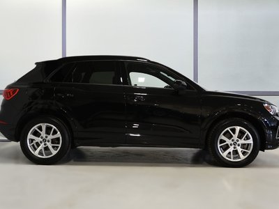 Audi Q3  2023 à St-Bruno, Québec