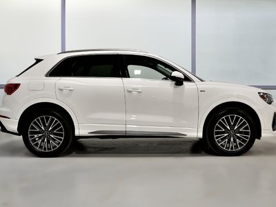Audi Q3  2023 à St-Bruno, Québec