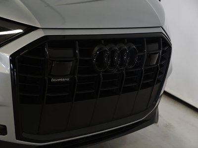 Audi Q7  2023 à St-Bruno, Québec