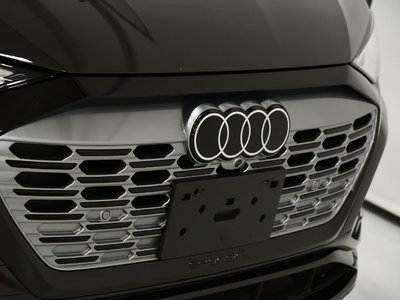 Audi Q8 e-tron Sportback  2024 à St-Bruno, Québec