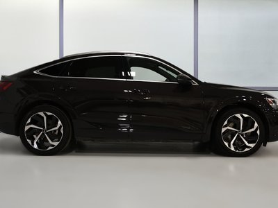 Audi Q8 e-tron Sportback  2024 à St-Bruno, Québec