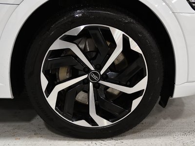 2024 Audi Q8 e-tron in St-Bruno, Quebec