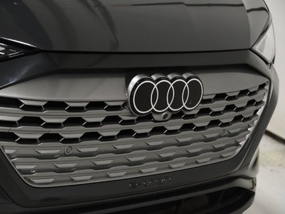 Audi Q8 e-tron  2024 à St-Bruno, Québec