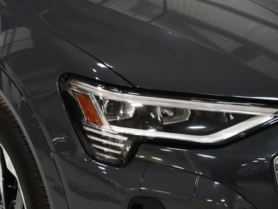 Audi Q8 e-tron  2024 à St-Bruno, Québec