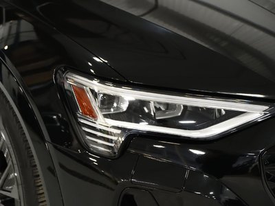 Audi Q8 e-tron  2024 à St-Bruno, Québec