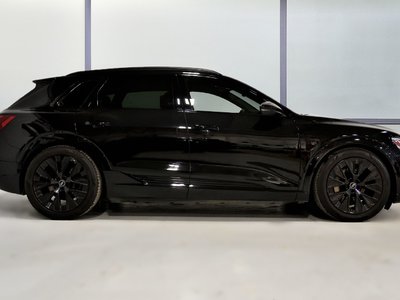 Audi Q8 e-tron  2024 à St-Bruno, Québec