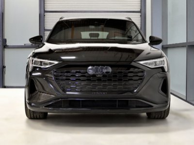 Audi Q8 e-tron  2024 à St-Bruno, Québec