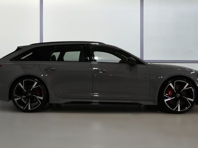 Audi RS 6 Avant  2021 à St-Bruno, Québec