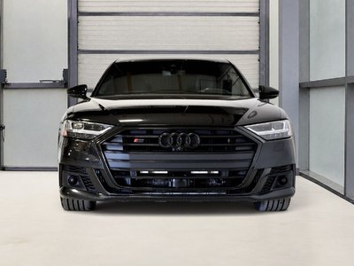 2021 Audi S8 in St-Bruno, Quebec