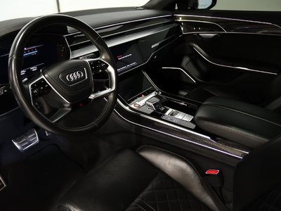 2021 Audi S8 in St-Bruno, Quebec