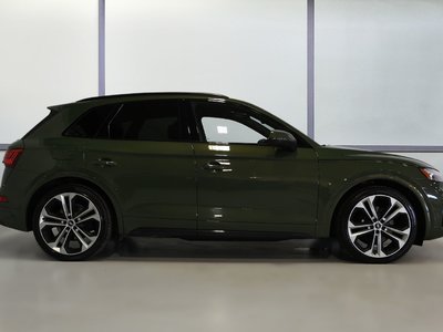 2021 Audi SQ5 in St-Bruno, Quebec