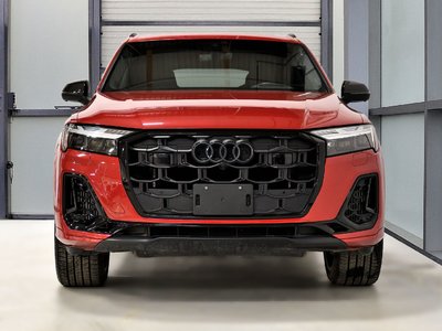 2025 Audi SQ7 in St-Bruno, Quebec