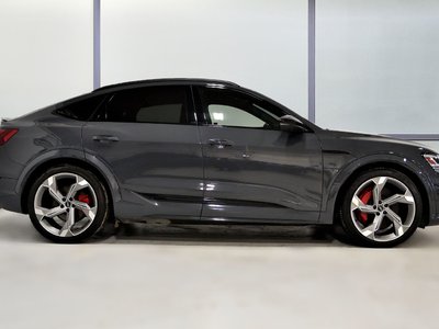 Audi SQ8 e-tron Sportback  2024 à St-Bruno, Québec