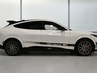 Ford Mustang Mach-E  2022 à St-Bruno, Québec