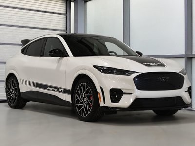 Ford Mustang Mach-E  2022 à St-Bruno, Québec