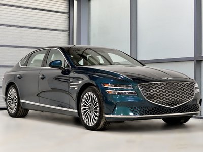 2023 GENESIS Electrified G80 in St-Bruno, Quebec