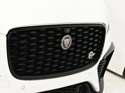 Jaguar F-PACE  2022 à St-Bruno, Québec