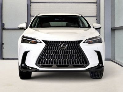 2022 Lexus NX in St-Bruno, Quebec