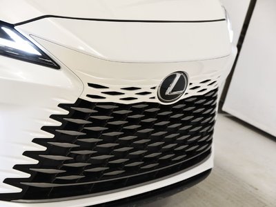 Lexus RX  2023 à St-Bruno, Québec